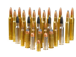 Non denuncia le munizioni del padre: revocato il porto d’armi Non denuncia le munizioni del padre, revocato il porto d'armi