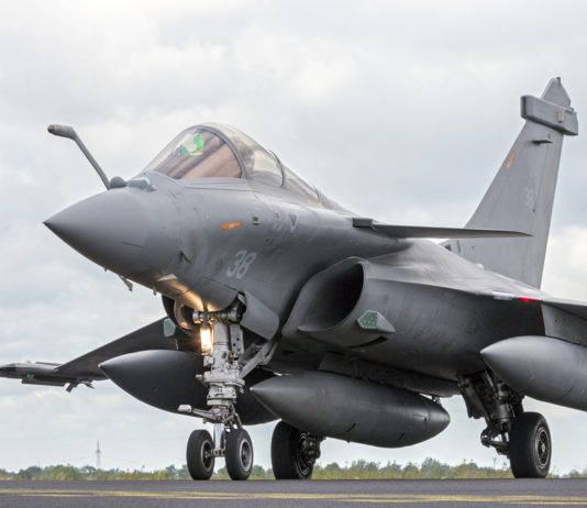 Progetto Fomedec: Babcock France e Dassault Aviation addestreranno i piloti francesi Progetto Fomedec, Babcock France e Dassault Aviation addestreranno i piloti francesi