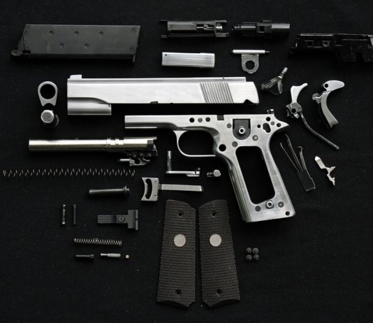 Apprendisti sui banchi Apprendisti sui banchi