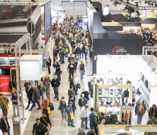 “I minori imbracciano le armi”: Famiglia Cristiana attacca Hit Show Vicenza 2017 (76)