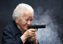 A 95 anni con 8 pistole e 12 fucili, ma è morta dal 2011 Borgo Ognina