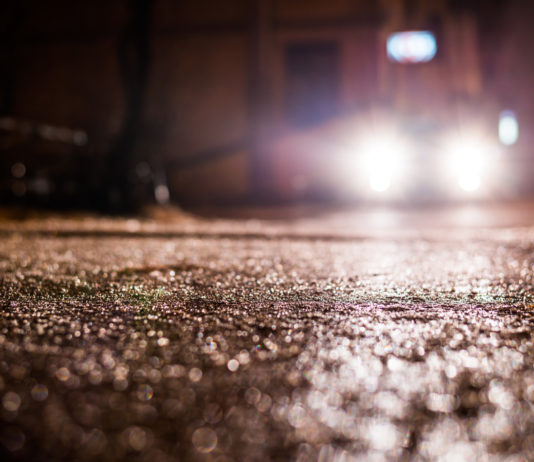 Gli lampeggiano, spara a salve: arrestato Gli lampeggiano, spara a salve arrestato a Paganico per porto abusivo d'armi
