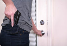 Iva Zanicchi sulla legittima difesa: “Pronta a difendermi, ma non con un’arma” Iva Zanicchi sulla legittima difesa “Pronta a difendermi, ma non con un’arma”