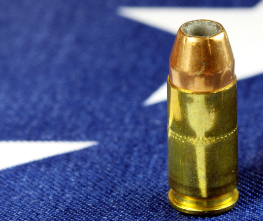 Un po’ meno armi in generale, ma di più per afroamericani e lgbt Mercato delle armi