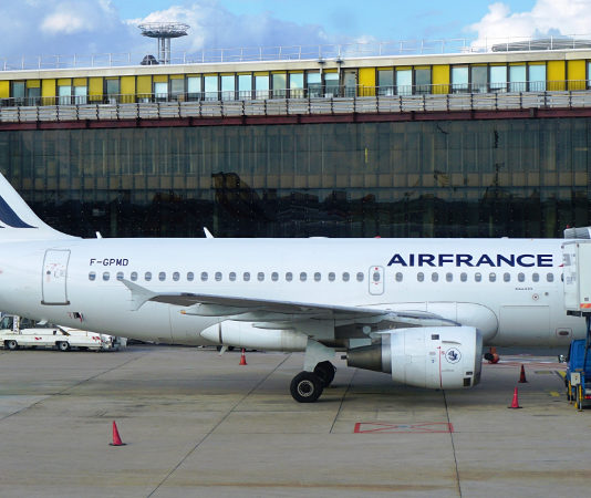 Sparatoria a Orly, ucciso assalitore Orly