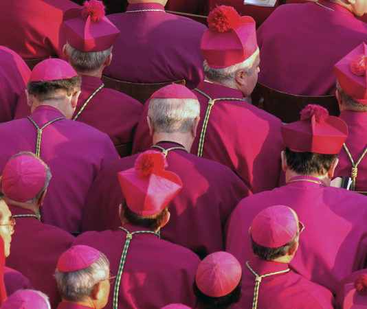 “La Chiesa faccia lobby contro le armi” Turkson