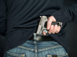 “Non ritroviamoci a dover parlare di legittima difesa”