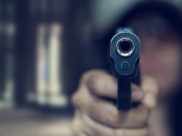 “L’uso legittimo della forza? Appannaggio di polizia e carabinieri”