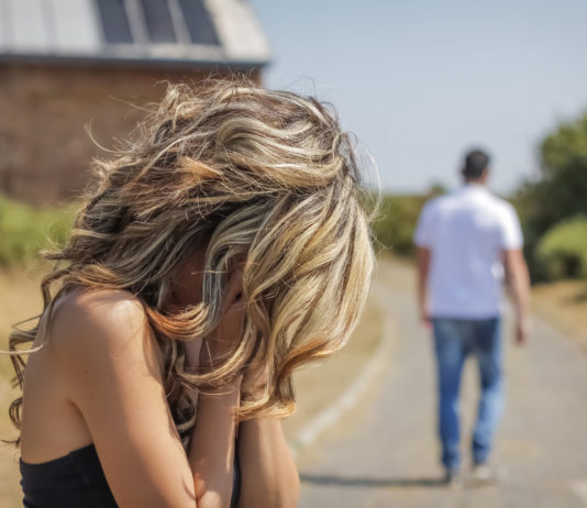 Litiga con l’ex, gli sequestrano le armi