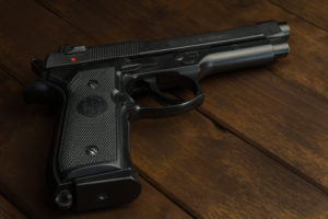 replica di una pistola