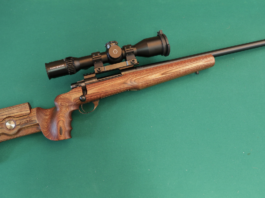 Howa 1500 Varminter con calcio Grs e cannocchiale Schmidt & Bender: accoppiata vincente Howa 1500 Hb con calcio Grs