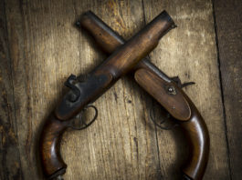 Vendeva armi dell’Ottocento al mercatino dell’usato Vendeva armi dell’Ottocento al mercatino dell’usato