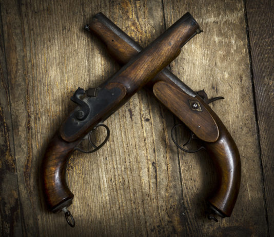 Vendeva armi dell’Ottocento al mercatino dell’usato Vendeva armi dell’Ottocento al mercatino dell’usato