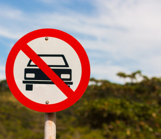 Lotta al terrorismo: elimineremo anche le automobili? lotta la terrorismo via le auto