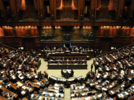 La Camera approva