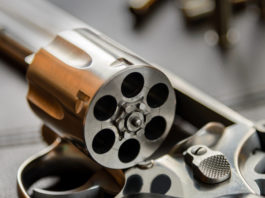 Il colpo in canna è sempre un pericolo Denuncia per incauta custodia