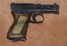 Si vendica dell’ex denunciandone la detenzione abusiva di armi Si vendica dell’ex denunciandone la detenzione abusiva di armi