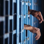 «La gente deve stare in galera»