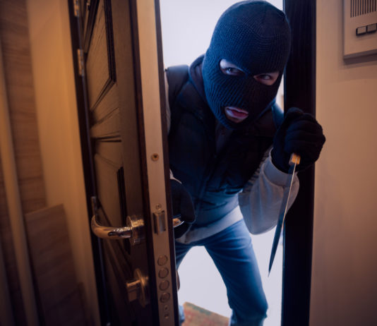 Quinta Colonna chiude con la legittima difesa Paolo Del Debbio Quinta Colonna chiude con la legittima