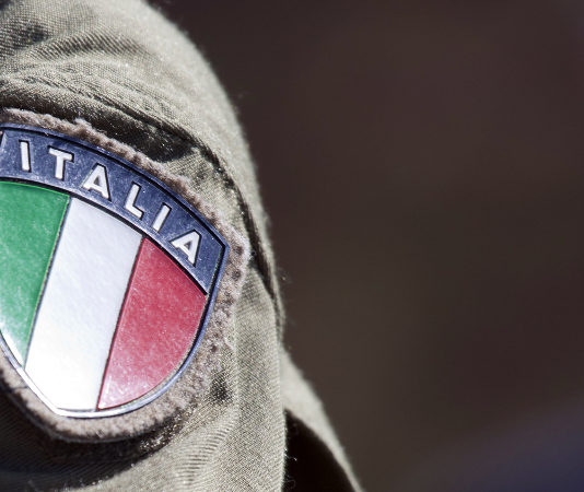 Se ritorna la naja e ci si porta l’arma a casa Salvini ripristino della leva obbligatoria