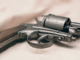 Si rievoca Napoleone, si replicano le armi