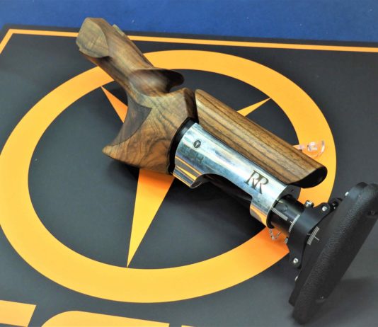 Con Tsk Italy il calcio diventa completamente regolabile Calci regolabili Tsk Italy