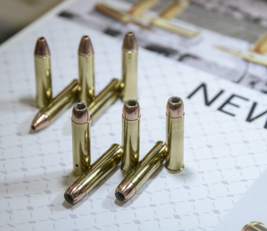 Sellier & Bellot apre al calibro da revolver .460 S&W sellier & bellot 460 S&W