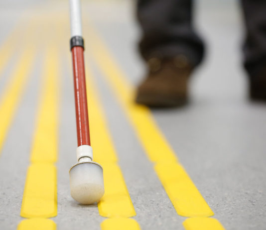 Aveva il porto d’armi, ma percepiva la pensione di invalidità come non vedente