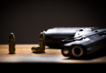 Avrebbe perso il porto d’armi: nasconde fucili e denuncia furto