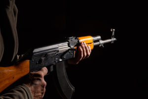 In dodici mesi la Kalashnikov Concern, l'azienda che produce gli omonimi fucili d'assalto, ha più che raddoppiato il proprio fatturato.