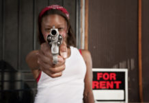 La difesa non ha sesso, né età, né colore