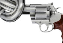 Nel 1990 non si identificò davanti a una guardia venatoria volontaria: niente armi