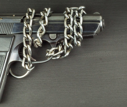 Assolto per tenuità del fatto, ma le armi vengono sequestrate No gun