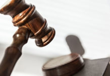 Sparò all’interno di un istituto religioso, undici mesi ai domiciliari