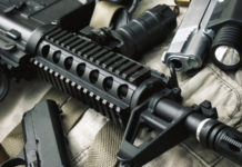 Armi rubate rivendute su eBay per un milione di dollari: comincia il processo Armi ebay