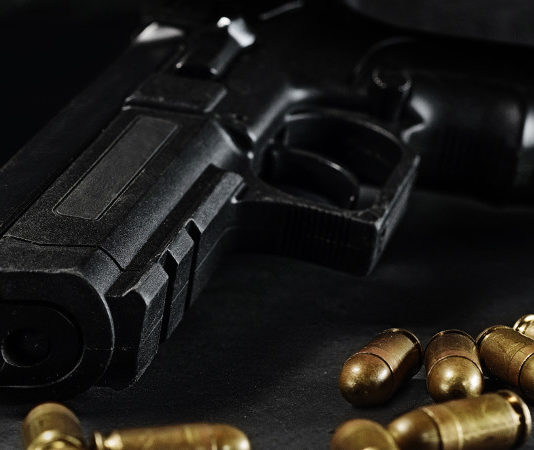 Forze dell’ordine, armi a rischio in caso di conflitti familiari Forze dell'ordine ritiro armi