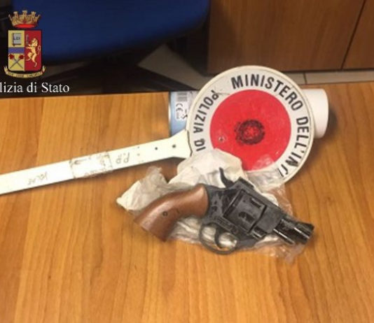 Nascondeva arma nel muro, un arresto a Torino