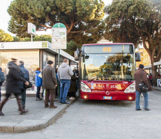 “Strumenti idonei alla legittima difesa” per i conducenti dei mezzi pubblici?