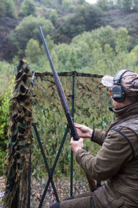 A ridosso della stagione venatoria Sauer ha lanciato il nuovo SL5, fucile semiautomatico da caccia a sistema di ricarica inerziale.