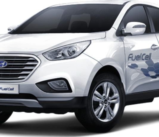 Auto a idrogeno per i carabinieri trentini Auto a idrogeno per i carabinieri trentini