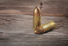 Diciassette anni e la pistola alla cintola Diciassette anni e la pistola alla cintola