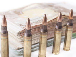 Fondi a chi produce armi e munizioni, la Lombardia dice di sì