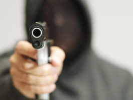 Il mondo delle armi in Italia stasera su Sky