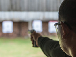 Proiettile colpisce una finestra, sospesa l’attività del poligono di Rho