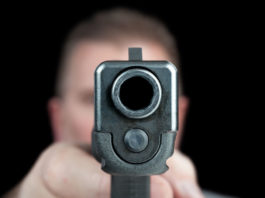 Sparò al nipote per l’eredità, è scattato l’arresto