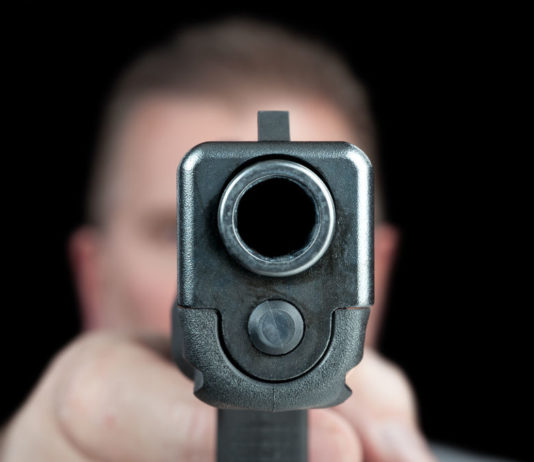 Sparò al nipote per l’eredità, è scattato l’arresto