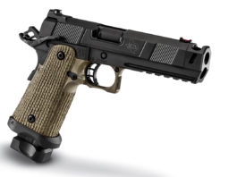 Armi Magazine novembre 2017 vi aspetta in edicola! Armi Magazine novembre 2017