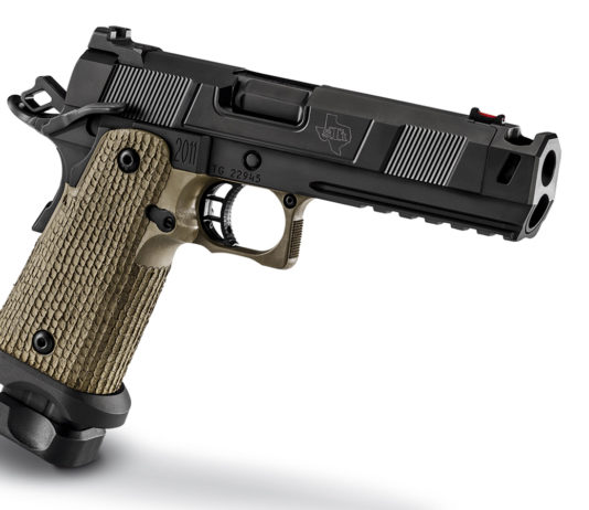 Armi Magazine novembre 2017 vi aspetta in edicola! Armi Magazine novembre 2017