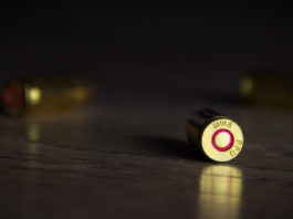 «C’è poca trasparenza nel mercato delle armi» Bullets