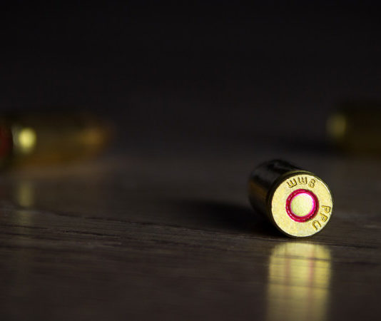 «C’è poca trasparenza nel mercato delle armi» Bullets